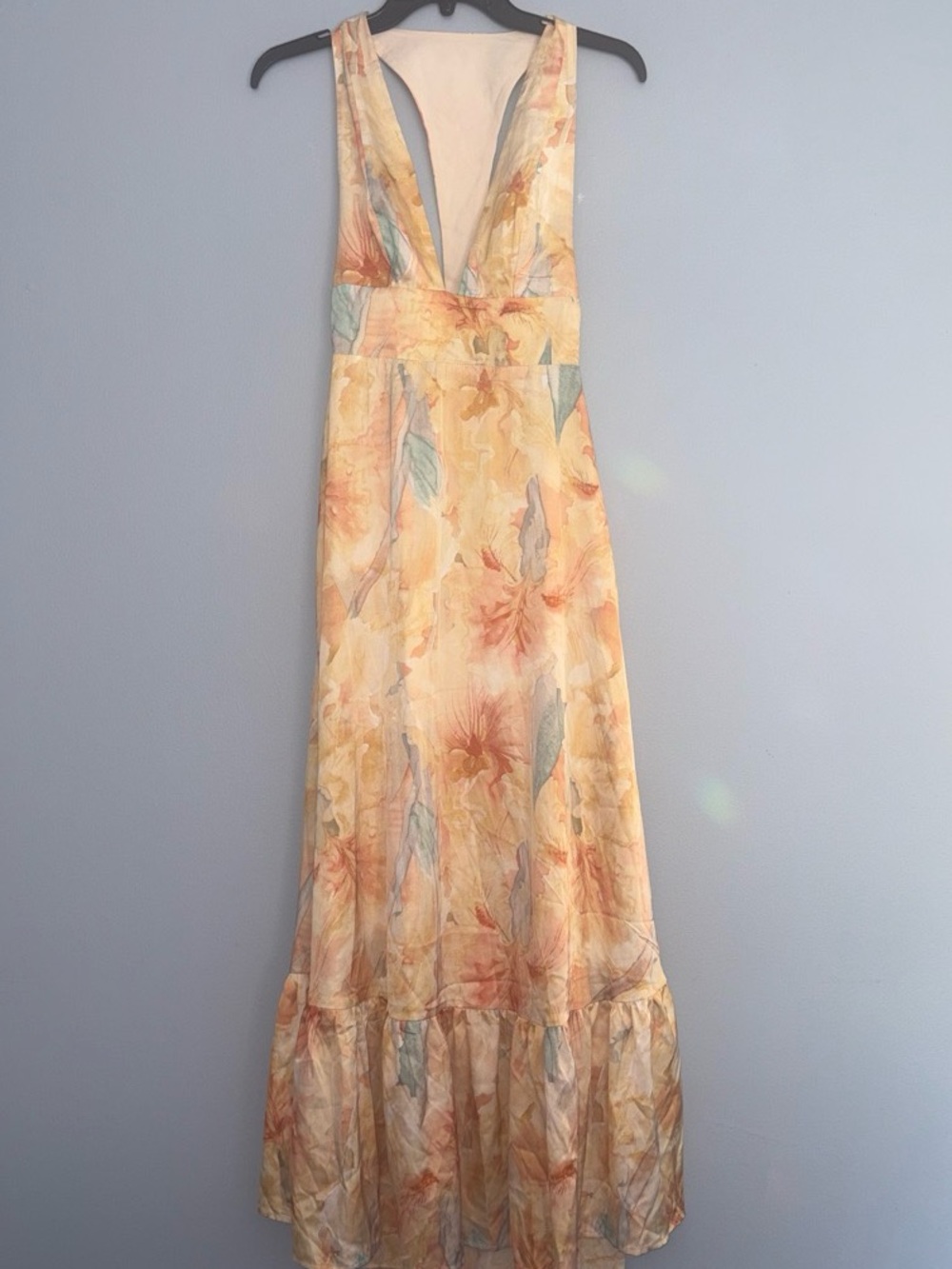 NWT Summer Floral V-Neck Maxi Dress in Pastel Yellow